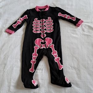 Halloween girls 6-9 months black with pink skeleton design pajama costume, EUC